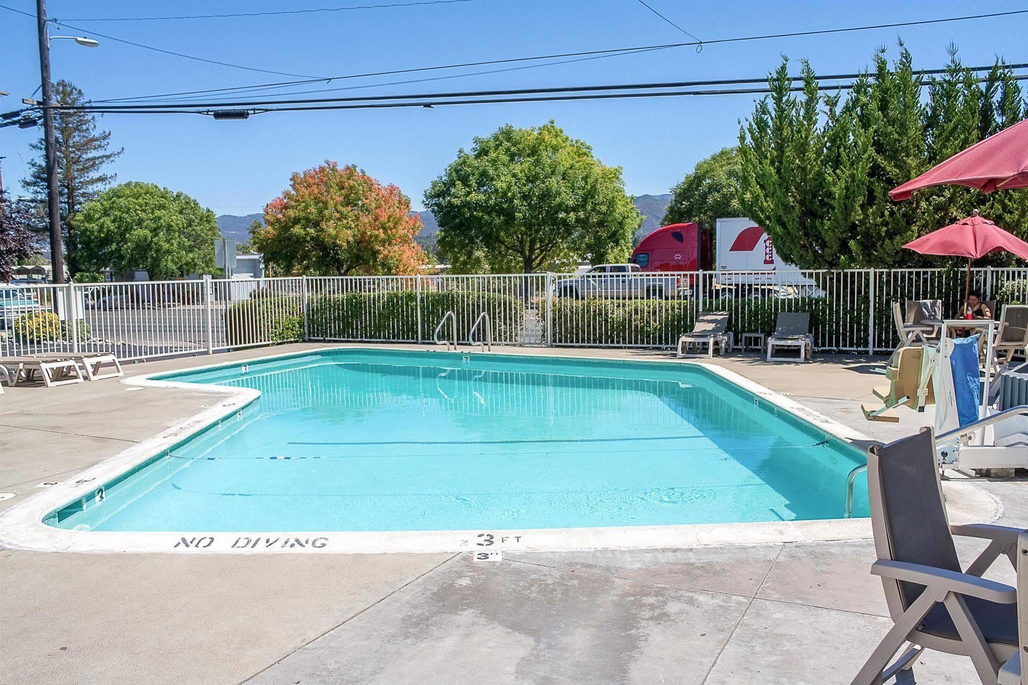 Motel 6-Ukiah, Ca Ngoại thất bức ảnh
